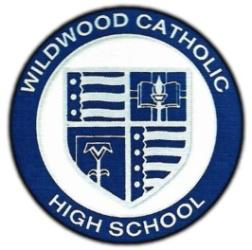美国怀尔伍德天主高中 logo
